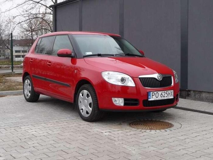 Read more about the article Škoda Fabia II (2007 – 2014) Drehmoment Tabelle für Alufelgen und Stahlfelgen, Reifengrößen
