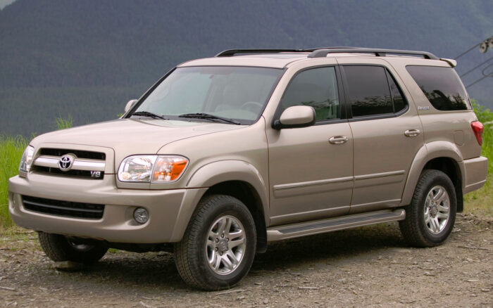 Read more about the article Toyota Sequoia (2001 – 2007) Drehmoment Tabelle für Alufelgen und Stahlfelgen, Reifengrößen