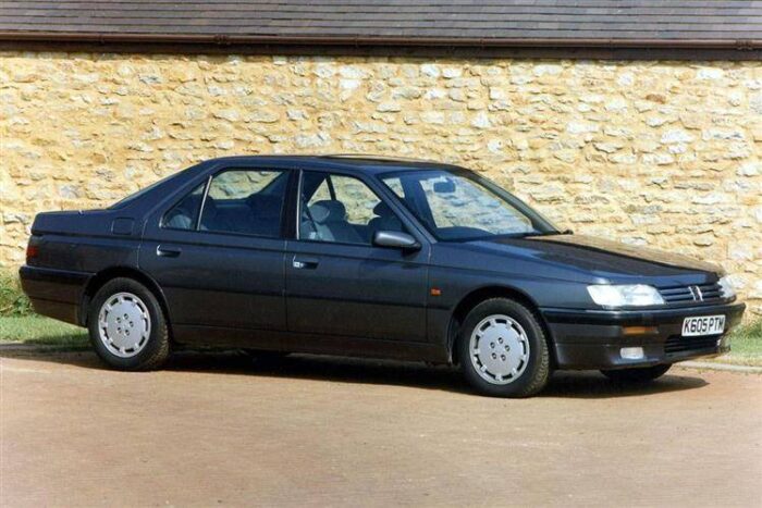 Read more about the article Peugeot 605 (1990 – 2000) Drehmoment Tabelle für Alufelgen und Stahlfelgen, Reifengrößen