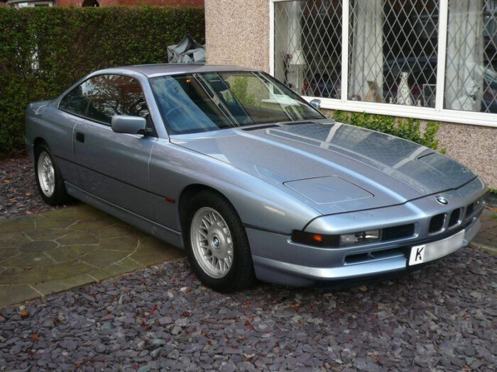 Read more about the article BMW 8 Serie E31 (1989 – 1998) Drehmoment Tabelle für Alufelgen und Stahlfelgen, Reifengrößen