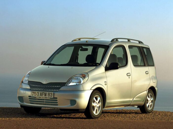 Read more about the article Toyota Yaris Verso (1999 – 2007) Drehmoment Tabelle für Alufelgen und Stahlfelgen, Reifengrößen