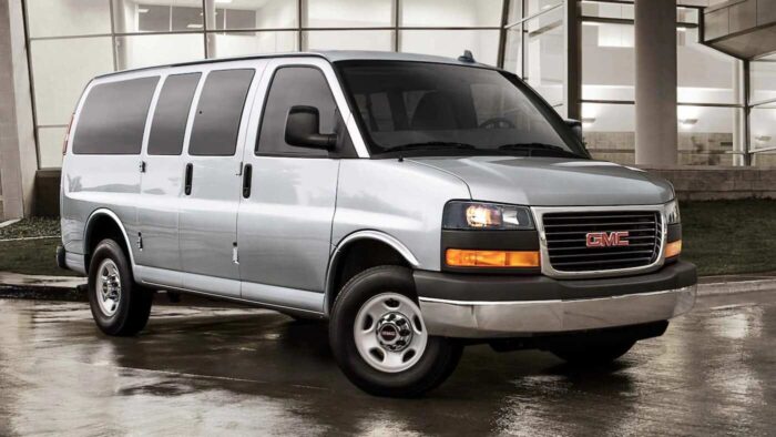 GMC Savanna (1996 - )