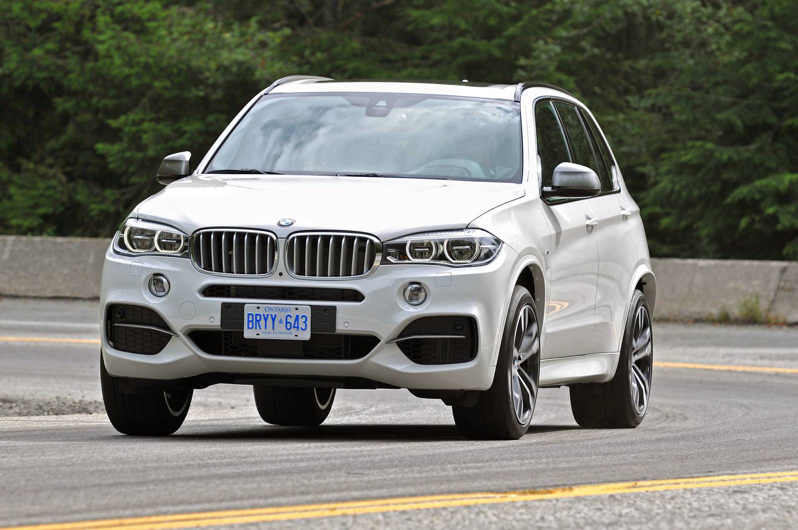 Read more about the article BMW X5 F15 (2013 – 2018) Drehmoment Tabelle für Alufelgen und Stahlfelgen, Reifengrößen