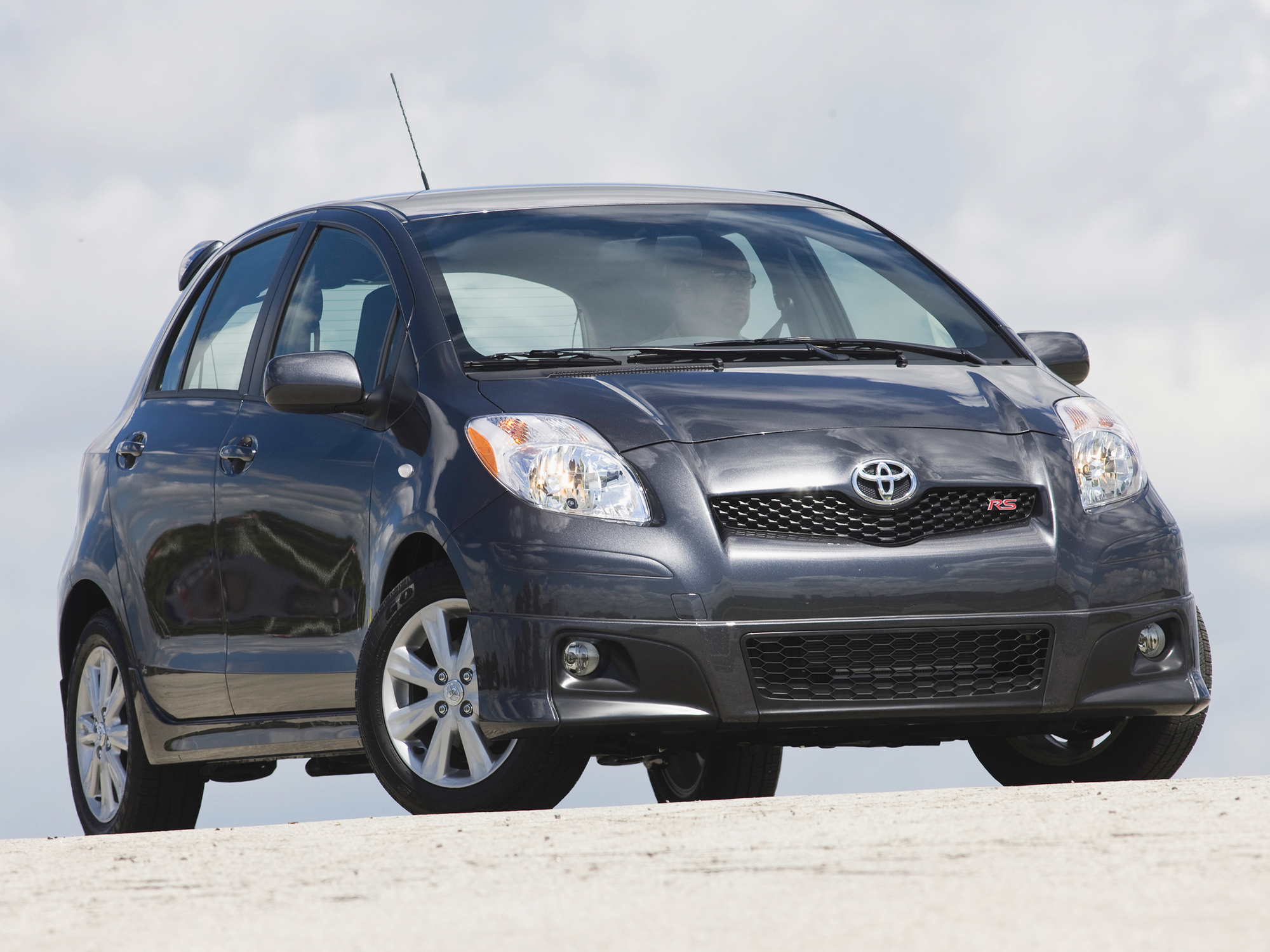 You are currently viewing Toyota Yaris XP9 (2005 – 2011) Drehmoment Tabelle für Alufelgen und Stahlfelgen, Reifengrößen