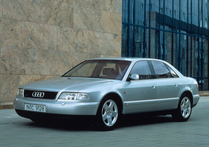 Audi A8 D2 (1994 - 2002)