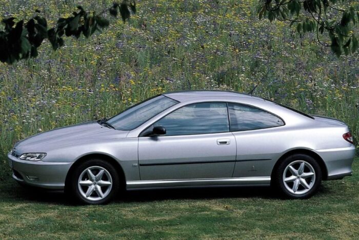 Read more about the article Peugeot 406 (1995 – 2004) Drehmoment Tabelle für Alufelgen und Stahlfelgen, Reifengrößen