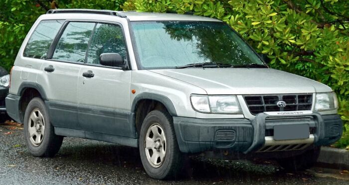 Read more about the article Subaru Forester (1997 – 2002) Drehmoment Tabelle für Alufelgen und Stahlfelgen, Reifengrößen