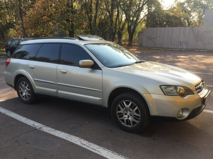 Read more about the article Subaru Outback (2004 – 2009) Drehmoment Tabelle für Alufelgen und Stahlfelgen, Reifengrößen