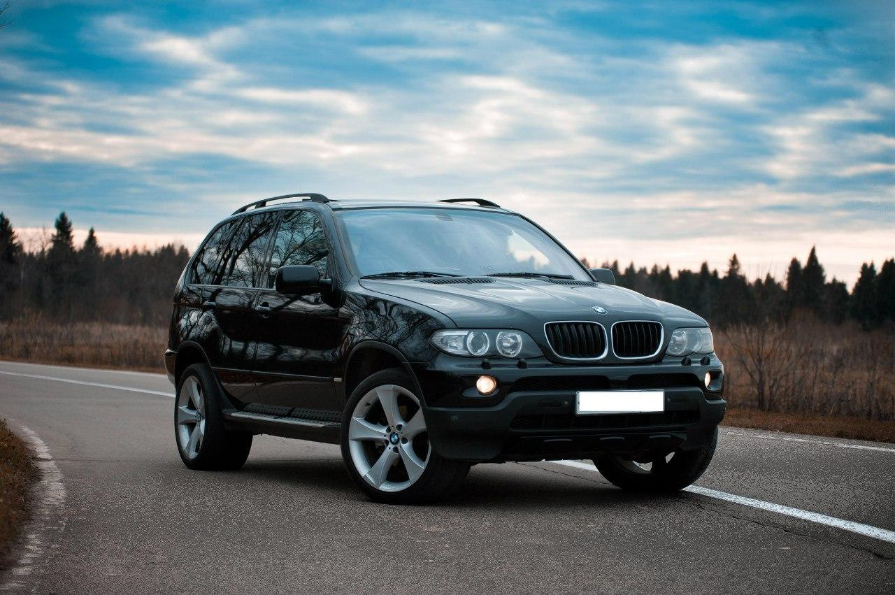 You are currently viewing BMW X5 E53 (1999 – 2007) Drehmoment Tabelle für Alufelgen und Stahlfelgen, Reifengrößen