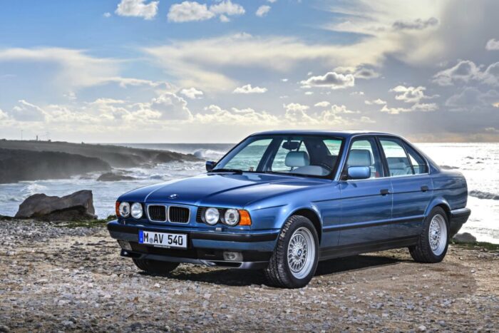 Read more about the article BMW 5er E34 (1988 – 1995) Drehmoment Tabelle für Alufelgen und Stahlfelgen, Reifengrößen