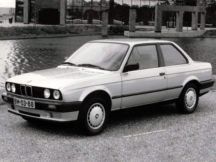 Read more about the article BMW 3er E30 (1982 – 1990) Drehmoment Tabelle für Alufelgen und Stahlfelgen, Reifengrößen