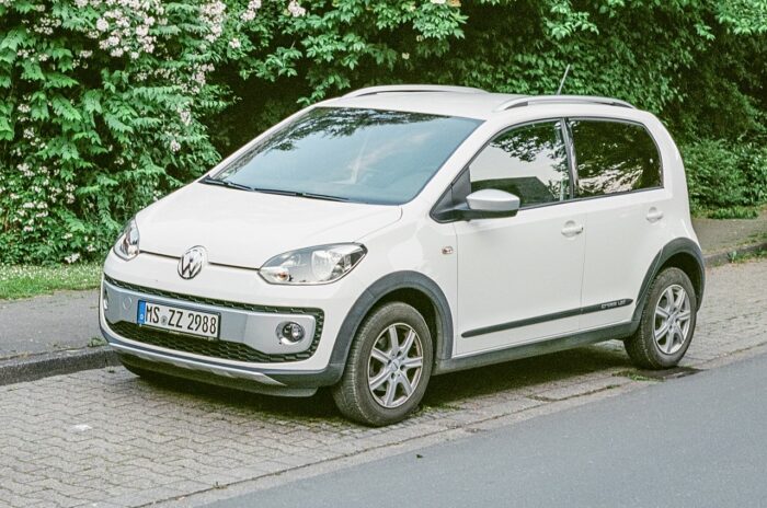 Volkswagen Cross Up (2013 - )