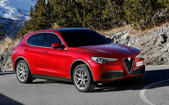 Alfa Romeo Stelvio (2017 - )