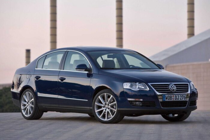 Read more about the article VW Passat B6 (2005 – 2010) Drehmoment Tabelle für Alufelgen und Stahlfelgen, Reifengrößen