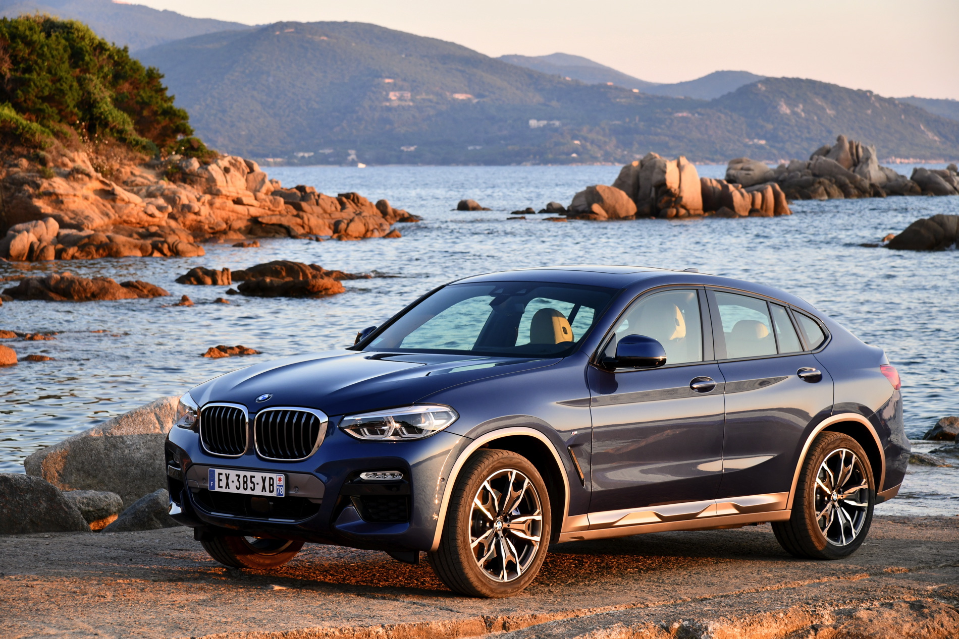 Read more about the article BMW X4 G02 (2018 – ) Drehmoment Tabelle für Alufelgen und Stahlfelgen, Reifengrößen