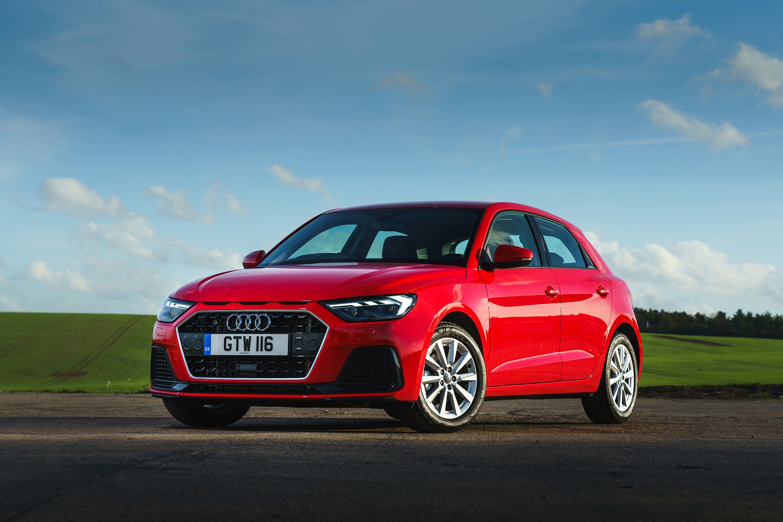 You are currently viewing Audi A1 GB (2018 – ) Drehmoment Tabelle für Alufelgen und Stahlfelgen, Reifengrößen